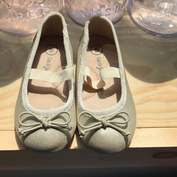 Cat & Jack Shoes Cat And Jack Toddler Girl Flats Size 5 Poshmark
